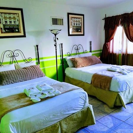 Hotel Rancho Viejo Chihuahua Ngoại thất bức ảnh